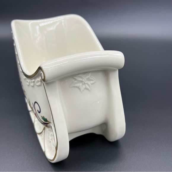 Mikasa Holly Sleigh Centerpiece Christmas Bowl KT410 - Picture 4 of 10